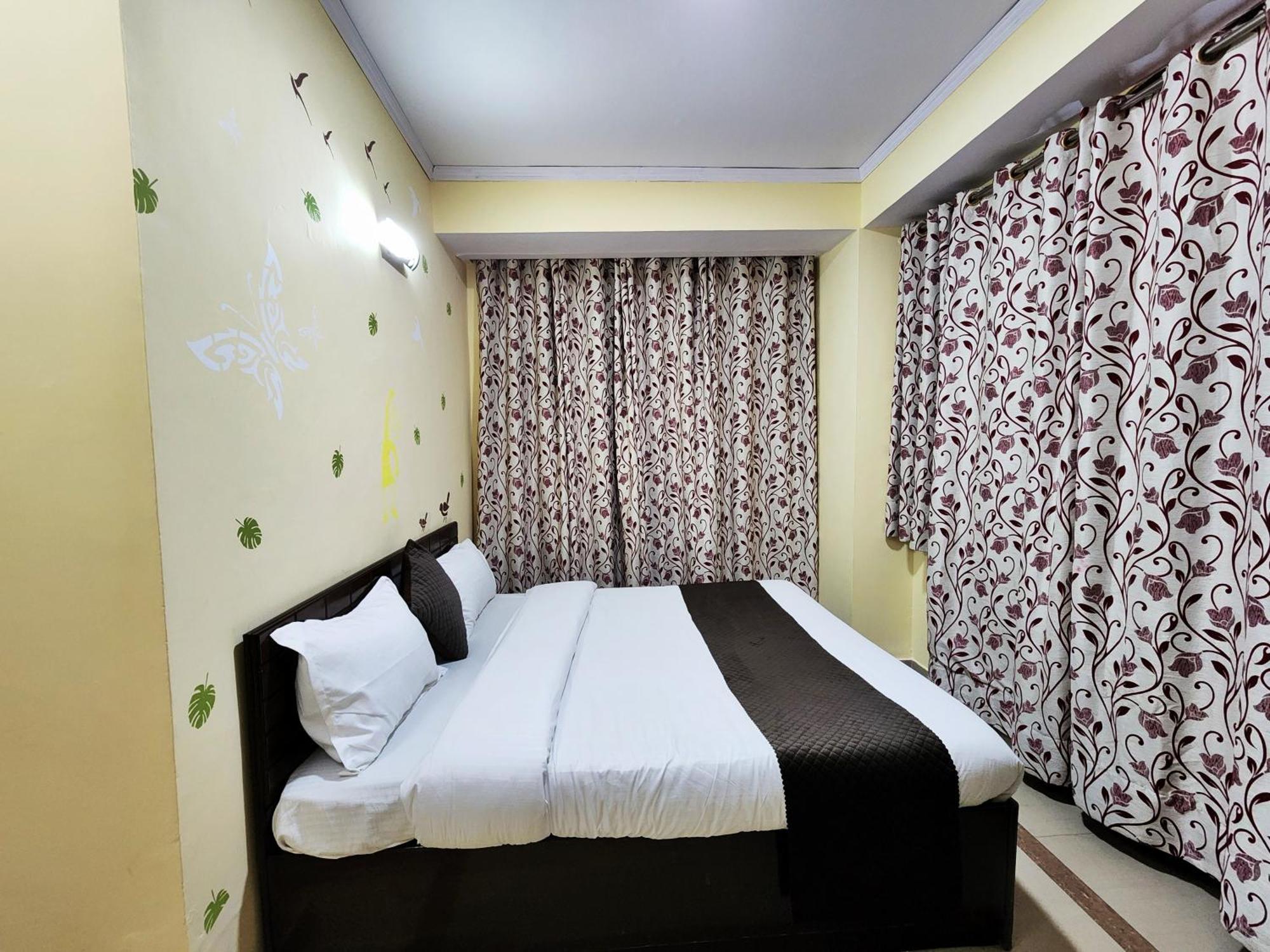 Hotel Taj Palace Near Mall Road Simlá Kültér fotó